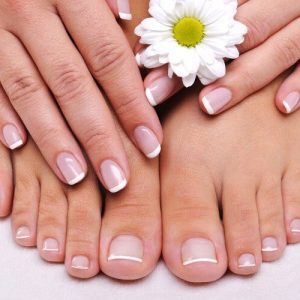 aloe-vera-hands-feet-nails-pk1us0t8709kmdcbq4xaq8hg3cpsylub4w61crzr20